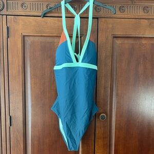 Colorblock One-Piece Swimsuit